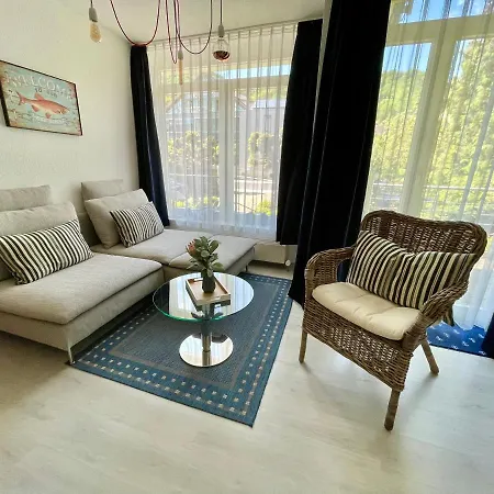 Ferienresidenz Seegarten Andrea - Seezugang Und Schwimmbad Bodman-Ludwigshafen