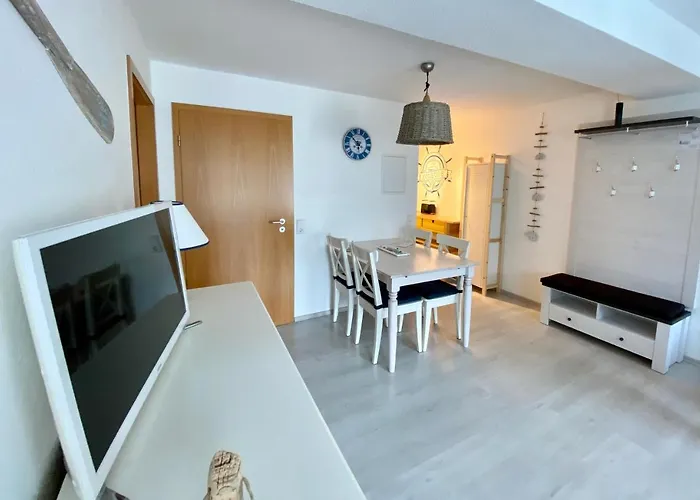 Ferienresidenz Seegarten Andrea - Seezugang Und Schwimmbad * Bodman-Ludwigshafen